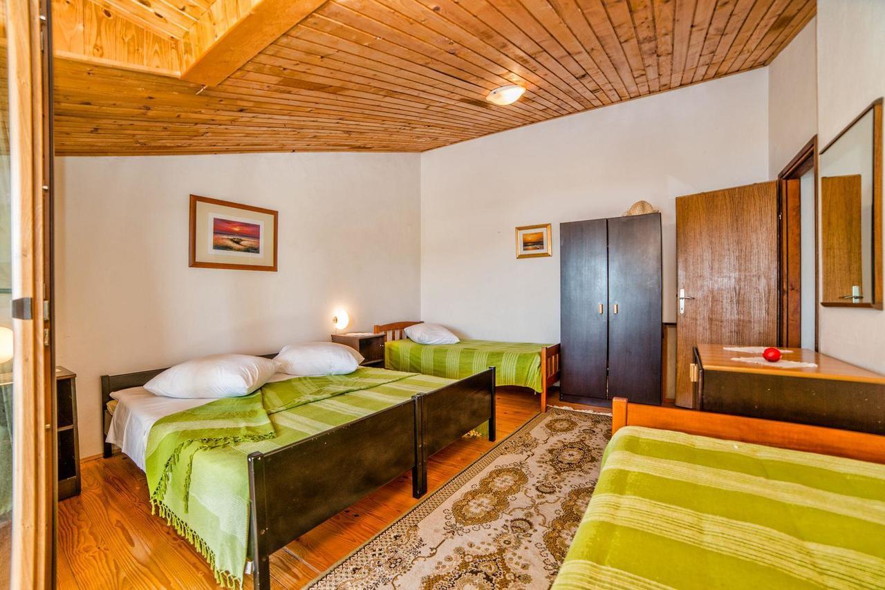 Apartments And Rooms Ana Pomer 217 Bagian luar foto